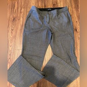 Express Dress Pants. 10L. Stretch Columnist Slim flare. Low rise.